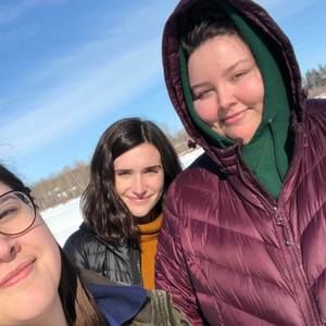 Meet your Posher, Caitlin